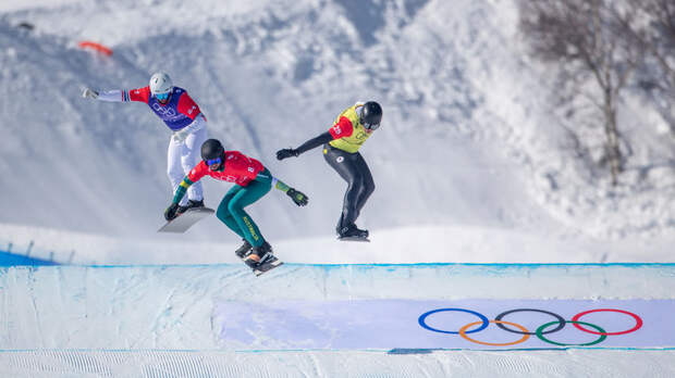 Австралийский сноубордист сломал шею во время тренировки на Олимпиаде