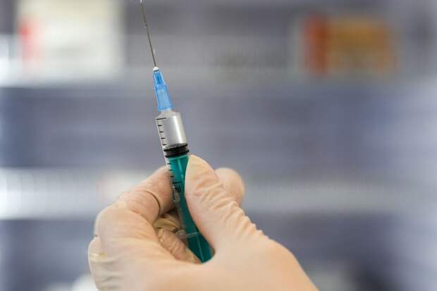 Глава ФМБА Скворцова: онковакцины хорошо переносятся, побочных эффектов нет