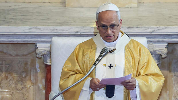 Папа римский: "кучка тиранов" виновата в разграблении мира и массовых убийствах