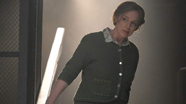 Госпитализация, неудачный брак и роль дурнушки: судьба Нелли Уваровой