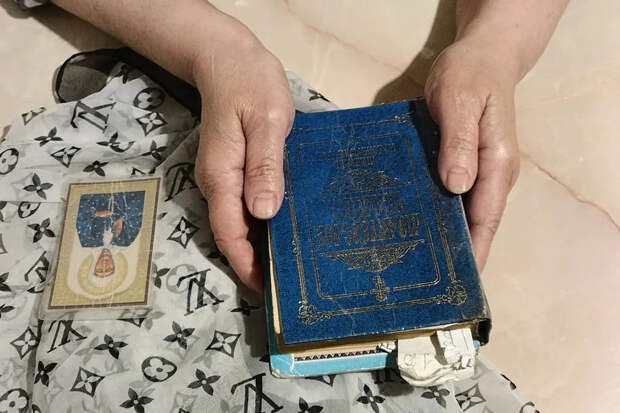 "Шли и молились. Через трупы, через мины": Страшная исповедь русской женщины, прожившей четыре года в оккупации ВСУ на лезвии фронта