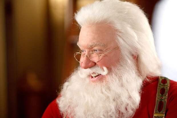 Сани Санта-Клауса пролетели над Москвой и регионами России