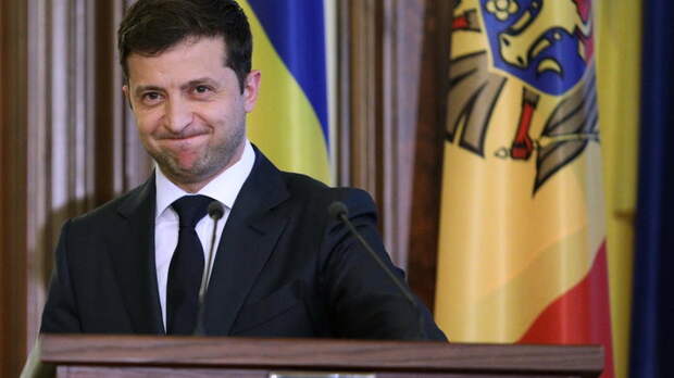 "Избегать Путина": Украина проводила Зеленского на саммит в Париж, посоветовав не играть "на руку России"