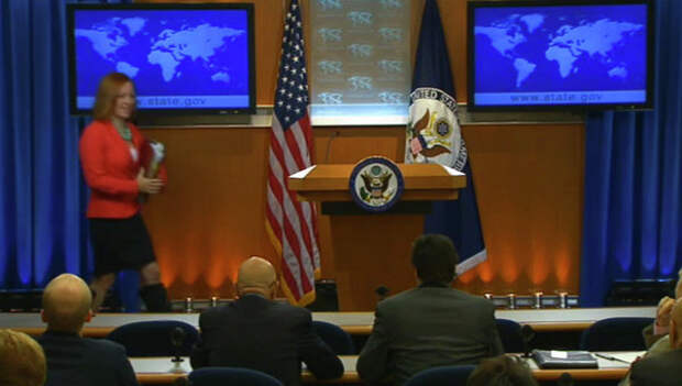 Кадр из видео. Брифинг для журналистов. Пресс-секретарь Госдепартамента США Джен Псаки