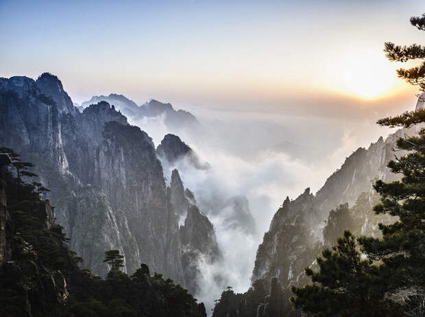 Фото №11 - 10 самых впечатляющих горных пейзажей мира