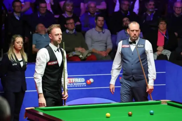 Марк Уильямс и Джадд Трамп (фото: WST)