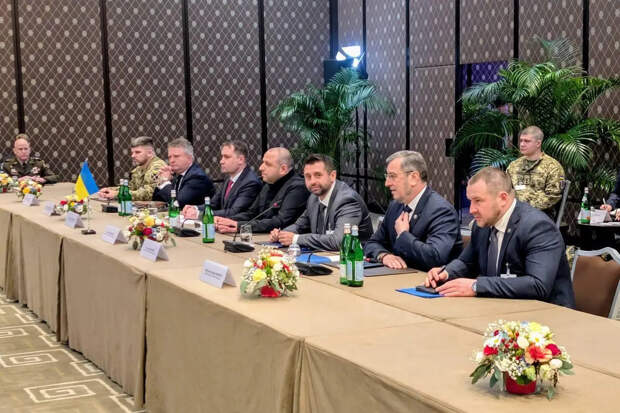 Раскол в украинской делегации: Буданов выступает за компромисс с Россией