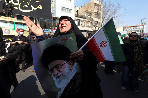 В Иране закончился траур по Хаменеи