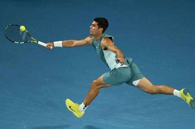 Макинрой рассказал, как строит подготовку с лидером мирового тенниса Алькарасом