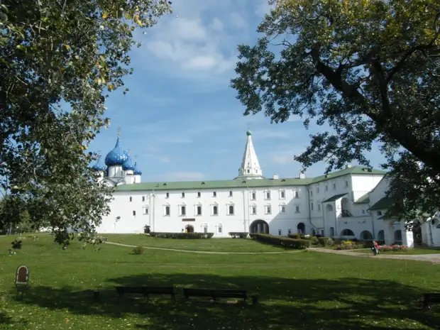 Архиерейские палаты в суздале фото