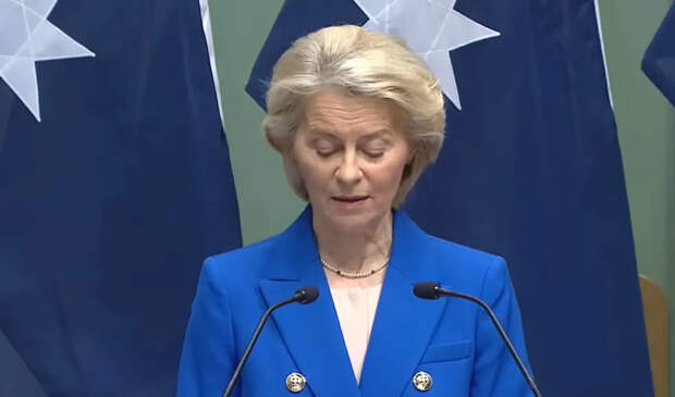 Упорство Урсулы фон дер Ляйен премьер Словакии сравнил с «кораблём самоубийц»