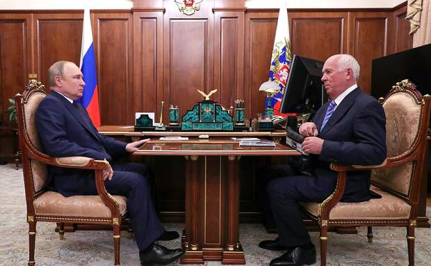 giPoWy8enUTRC5A62VhKh84NebLzKycp.jpg