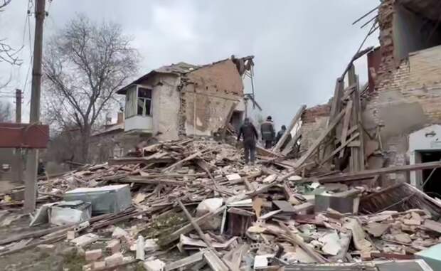 Тело 12-летней девочки извлекли из-под завалов разрушенного ВСУ дома в Васильевке