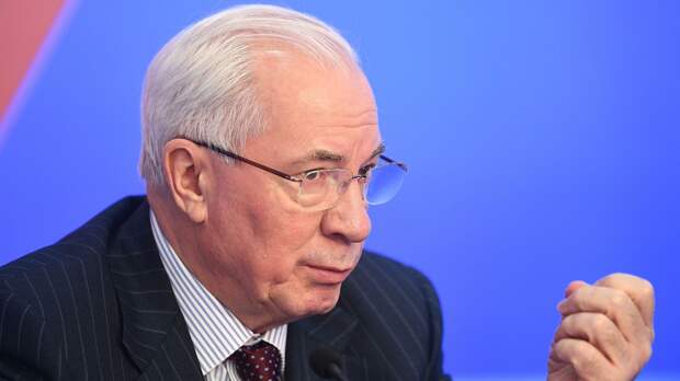 Азаров назвал Евромайдан госпереворотом под контролем США 
