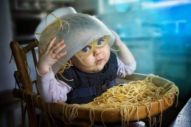 20 забавных снимков, доказывающих, что жизнь с ребёнком полна развлечений