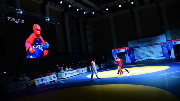 Российские самбисты завоевали 32 медали в первый день Кубка мира в Ереване