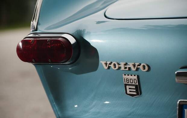 Volvo P1800e