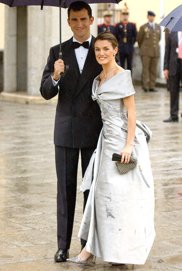 Летиция Ортис и наследный принц Испании Фелипе во время предсвадебного гала-ужина  в Мадриде