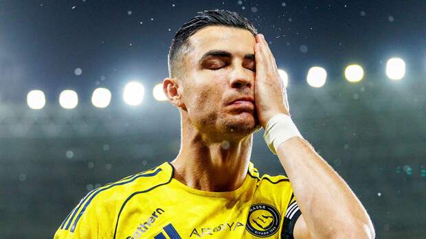 Роналду насмешил весь стадион: устроил шоу на ровном месте в матче саудовской лиги