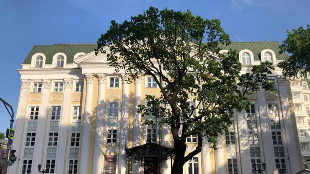 В центре Москвы появится памятник Галине Вишневской