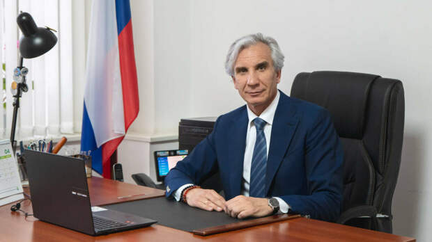 Ирек Зиннуров Россотрудничествоның Казахстандагы вәкиллеген җитәкләде