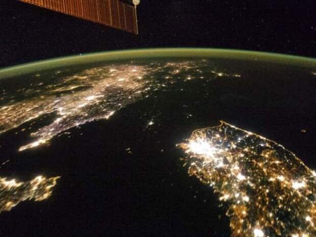 Северная Корея в темноте. | Фото: therichest2.imgix.net