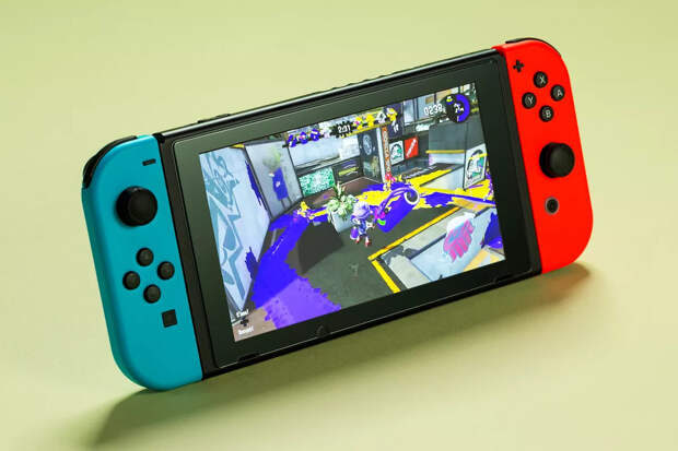 Nikkei: Nintendo работает над более дешевой компактной версией консоли Switch, которая лишится съемных джойстиков и док-станции