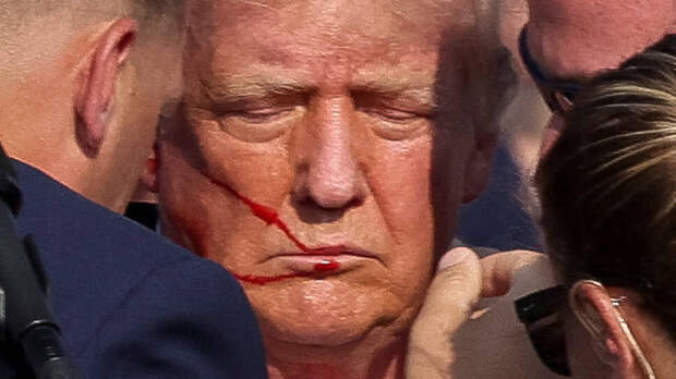Фото: Brendan McDermid / Reuters📷Выстрелы в Дональда Трампа всполошили всю Америку, а ему самому прибавили политического капитала