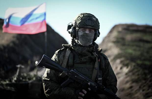 Медведев: российские военные сегодня сражаются за суверенитет страны