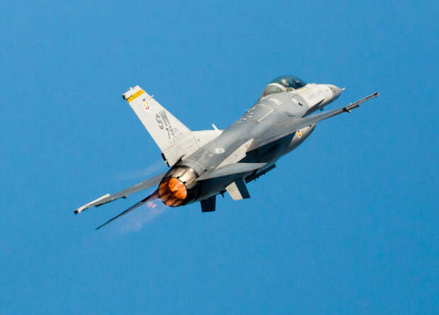 ВВС США задумались о замене истребителей F-16