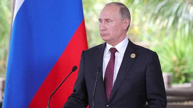 Владимир Путин отказался отвечать на вопрос о миротворцах в Донбассе Путин дал комментарий на информацию по миротворцам в Донбассе
