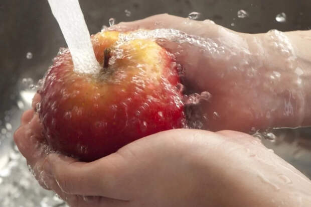 Диетолог Кованова сказала, чем полезна яблочная кожура
