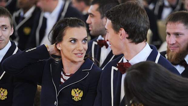 Двукратная олимпийская чемпионка Елена Исинбаева и чемпион мира (бег на 110 м с барьерами) Сергей Шубенков. Архивное фото Двукратная олимпийская чемпионка Елена Исинбаева и чемпион мира (бег на 110 м с барьерами) Сергей Шубенков. Архивное фото