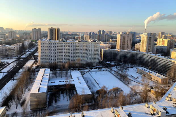 Раскрыт размер штрафа за плохо убранный снег и наледь на крыше