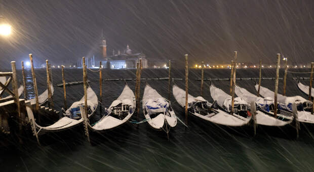 В Венеции тоже бывает снегопад