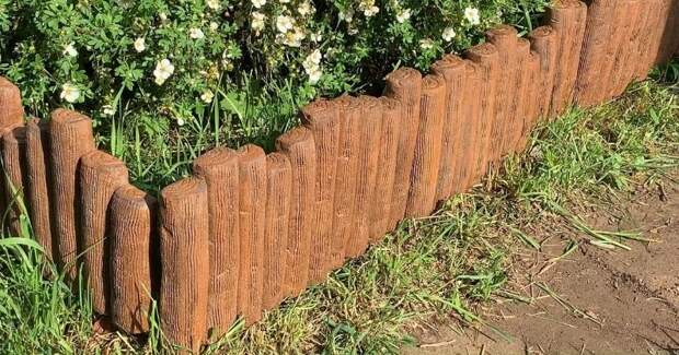 Опытные дачники не покупают заборчик для клумбы, а делают его сами за копейки