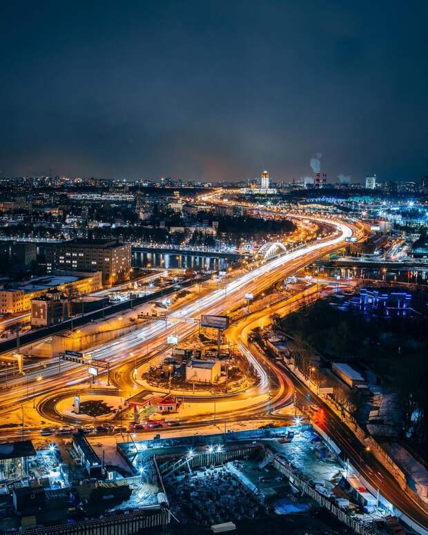 Архитектура и пейзажи Москвы на снимках Ильи Воробьева