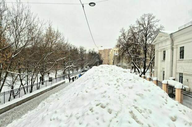 Синоптик назвал причину аномальных снегопадов этой зимой