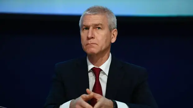 Матыцин поздравил российских фигуристов с золотом командного турнира на ОИ-2022