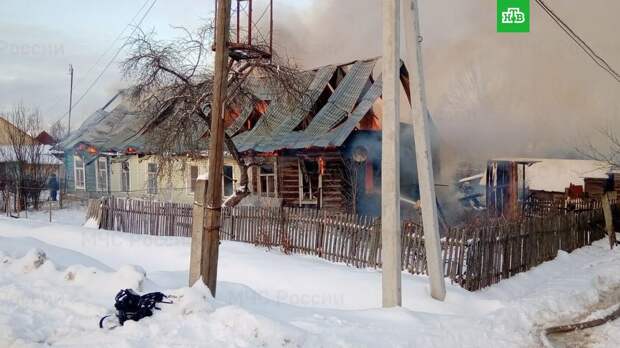 Калужская пенсионерка подожгла дом с людьми внутри: погибли два человека