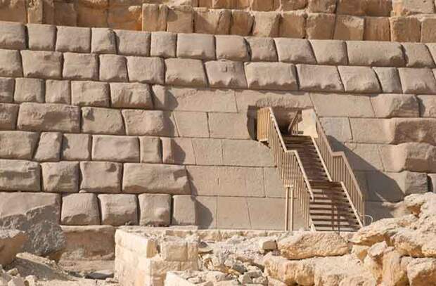 Недостроенный древний Египет: единые технологии обработки камня