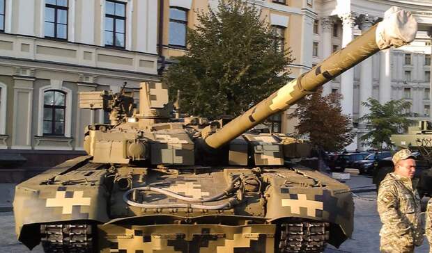 Политолог Марков поставил ВСУ в пример угнавшего танк украинского бойца