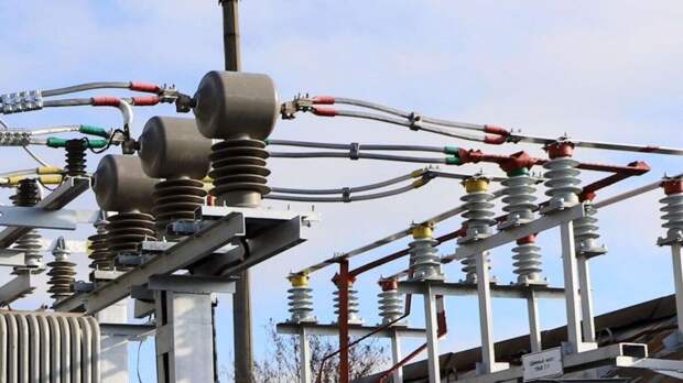 14 трансформаторных подстанций обесточены в Симферополе