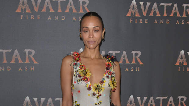 Обогнала Скарлетт Йоханссон: Зои Салдана стала самой кассовой актрисой