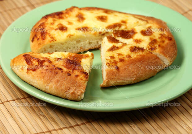 http://st.depositphotos.com/2765196/3706/i/950/depositphotos_37060503-Armenian-cheese-pie-khachapuri.jpg