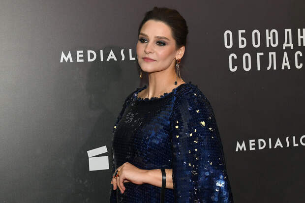 Актриса Глафира Тарханова заявила о психологическом насилии со стороны коллеги