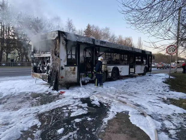 В Юрьевце полностью выгорел автобус маршрута №21