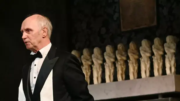 Заславский назвал Плотникова выдающимся актёром