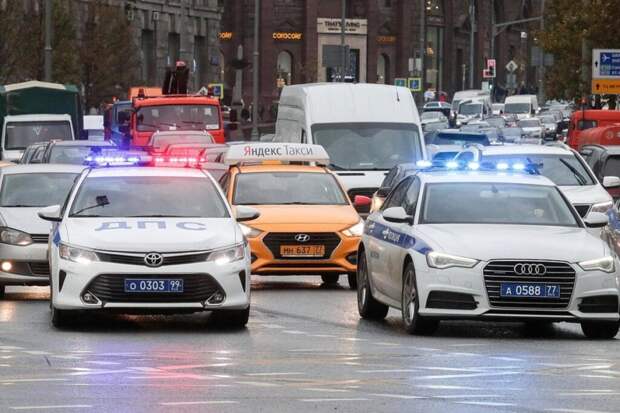 В РФ предложили ввести штрафы до ₽15 тыс. за «иранскую тонировку»