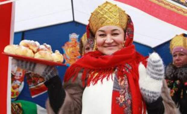 Празднование Масленицы прошло в центре соцобслуживания района. Фото: Наталия Нечаева, «Вечерняя Москва»